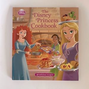 BOOK “The Disney Princess Cookbook”